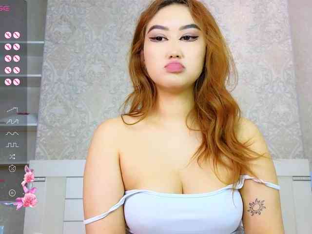 DianaMoon webcam