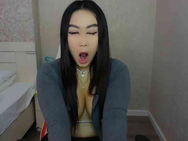 DianaMoon webcam