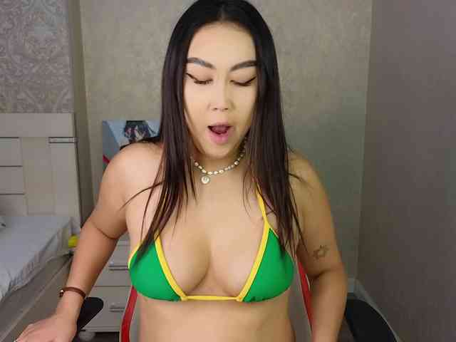 DianaMoon webcam