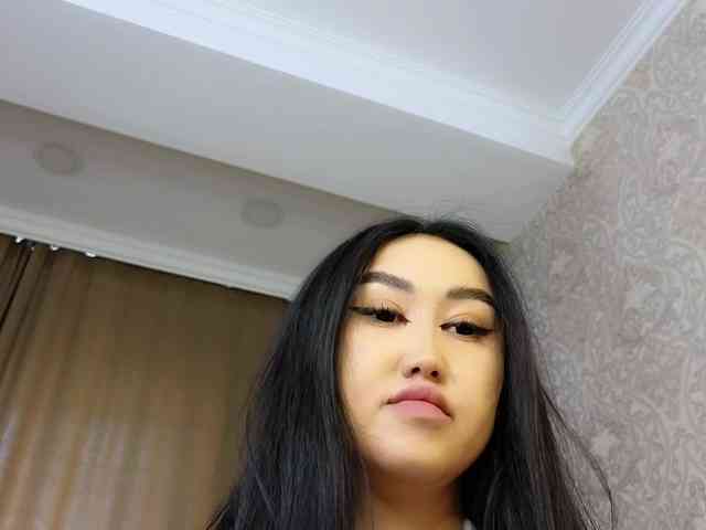 DianaMoon webcam