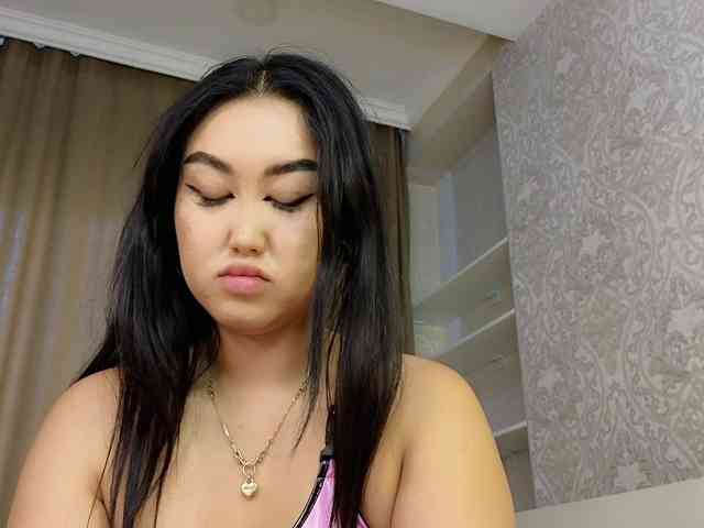 DianaMoon webcam