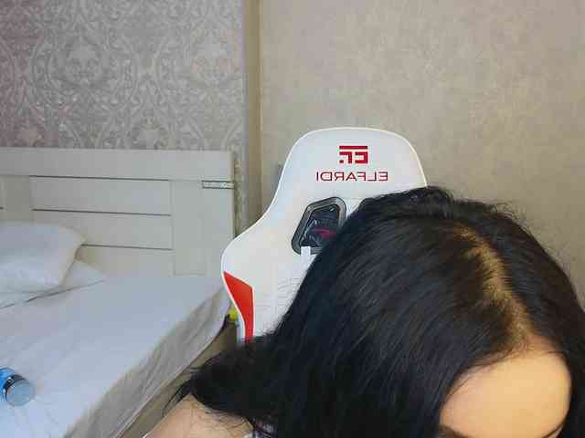 DianaMoon webcam
