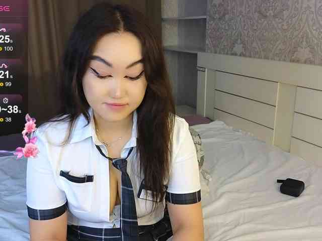 DianaMoon webcam