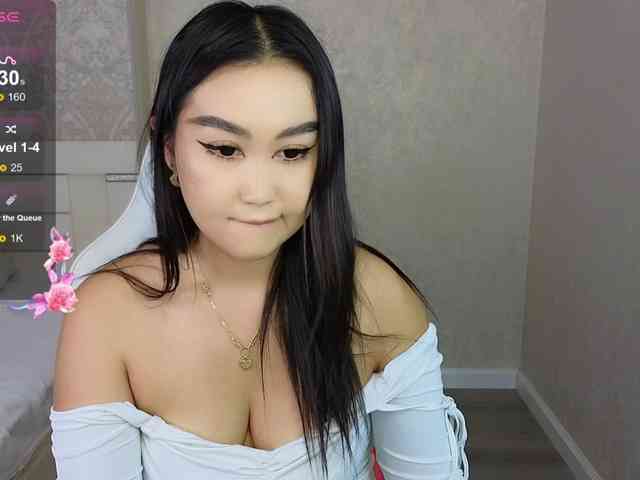 DianaMoon webcam