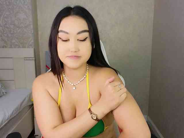 DianaMoon webcam