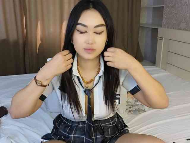 DianaMoon webcam