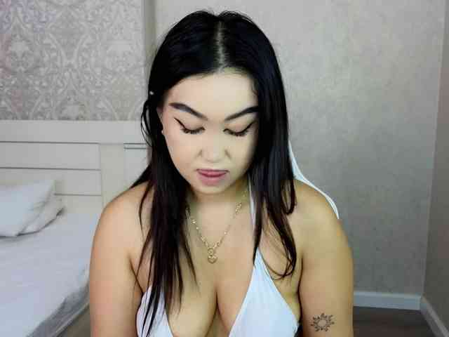 DianaMoon webcam