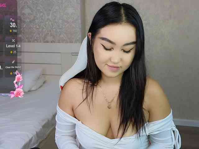 DianaMoon webcam