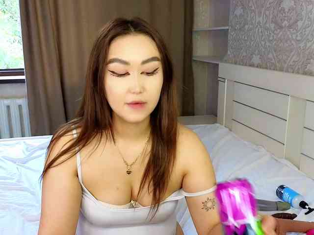 DianaMoon webcam