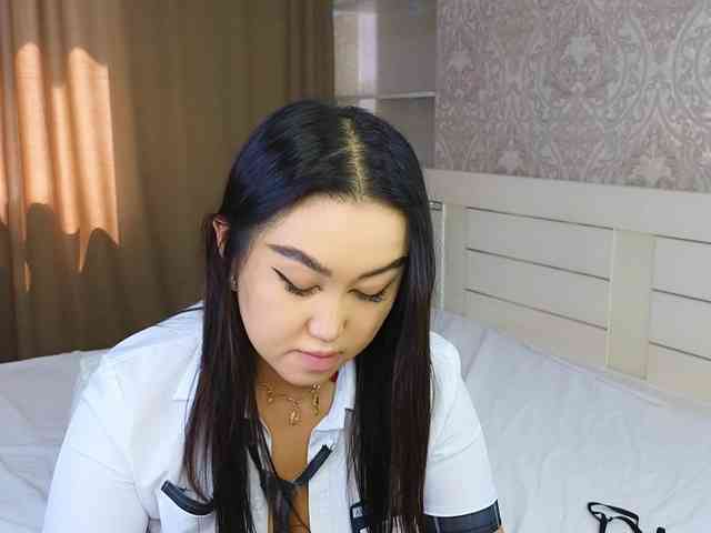DianaMoon webcam