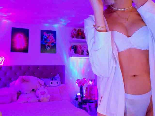 Barbiepinkdreams Live Webcam on BongaCams