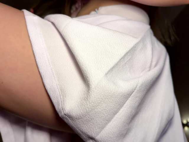 Missblair12 live cam on BongaCams