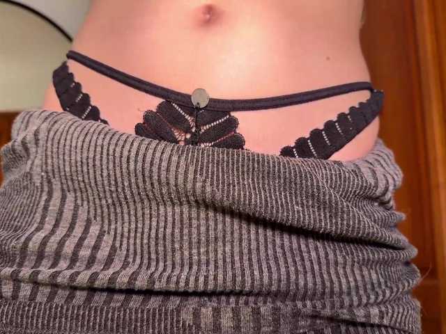Missblair12 live webcam show