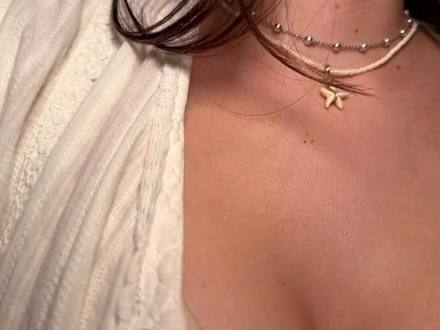 Missblair12 live cam on BongaCams