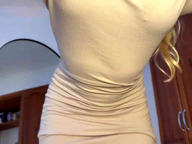 Модель: Missblair12