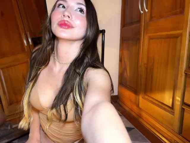Missblair12 webcam
