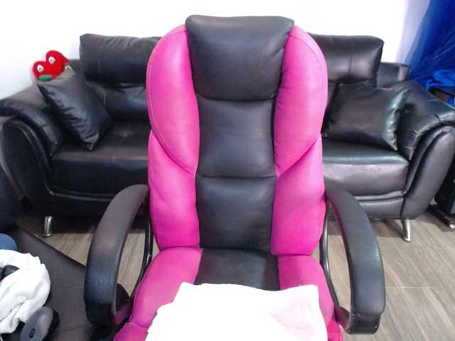 meganmilf2 live cam on BongaCams