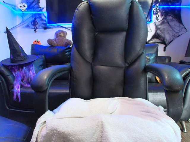 meganmilf2 live cam on BongaCams