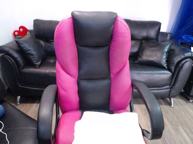 meganmilf2 live cam on BongaCams