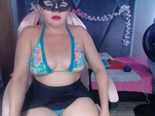 meganmilf2 webcam