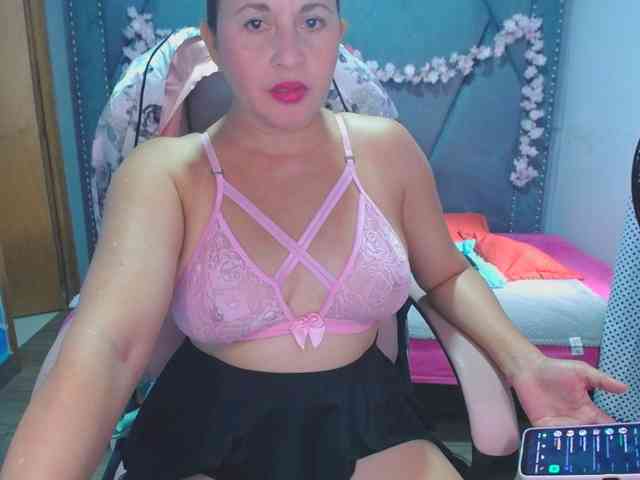 meganmilf2 webcam