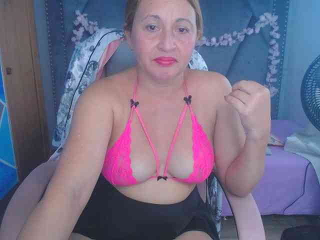 meganmilf2 webcam