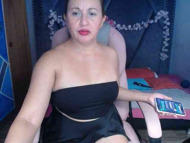 meganmilf2 webcam