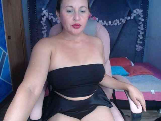 meganmilf2 webcam