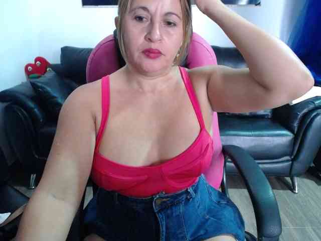 meganmilf2 webcam