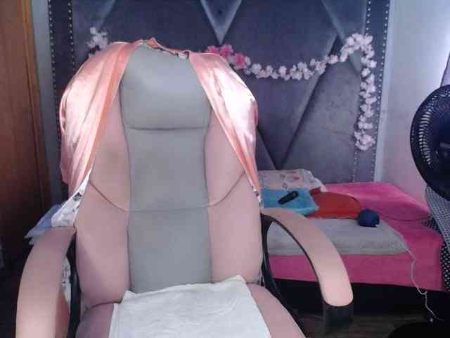 meganmilf2 webcam