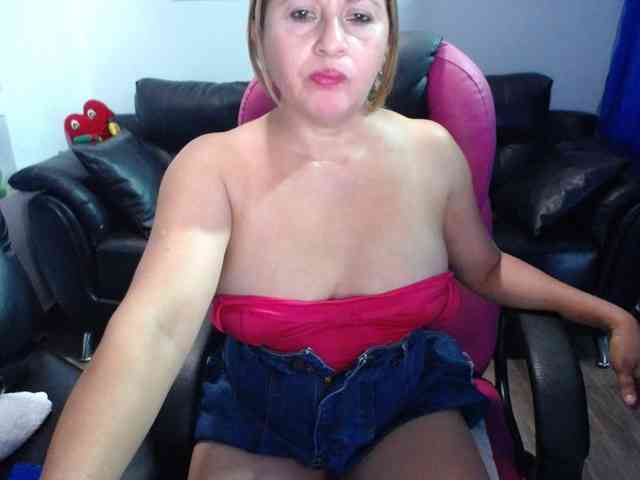 meganmilf2 webcam