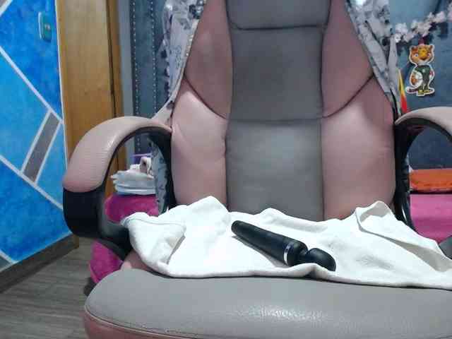 meganmilf2 webcam