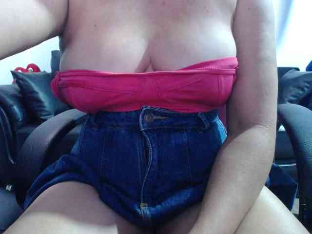 meganmilf2 webcam