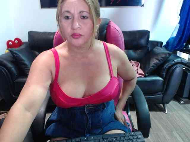 meganmilf2 webcam