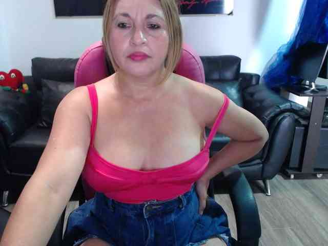 meganmilf2 webcam