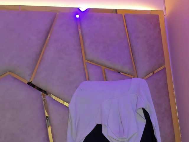 Cloecandy — live female cam