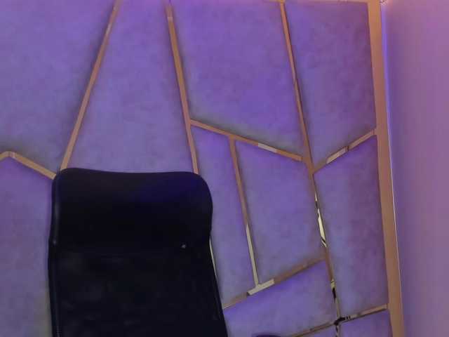 Cloe-candy live cam on BongaCams