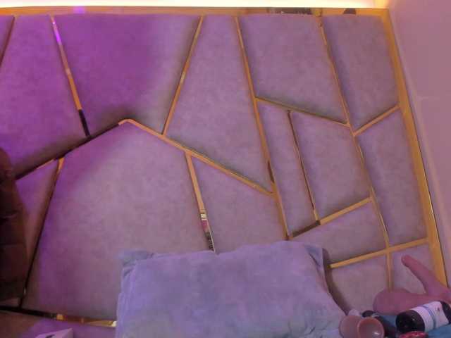 Cloe-candy live cam on BongaCams