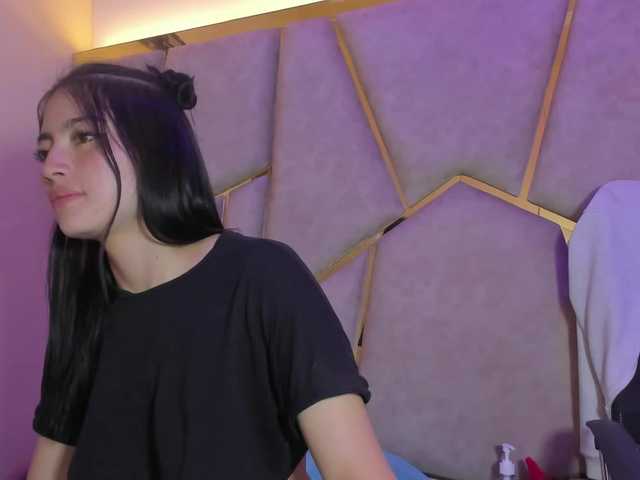 Cloe-candy live cam on BongaCams
