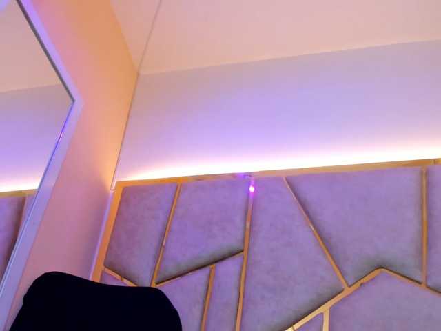 Cloe-candy live cam on BongaCams