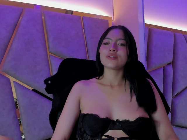 Cloe-candy live cam on BongaCams