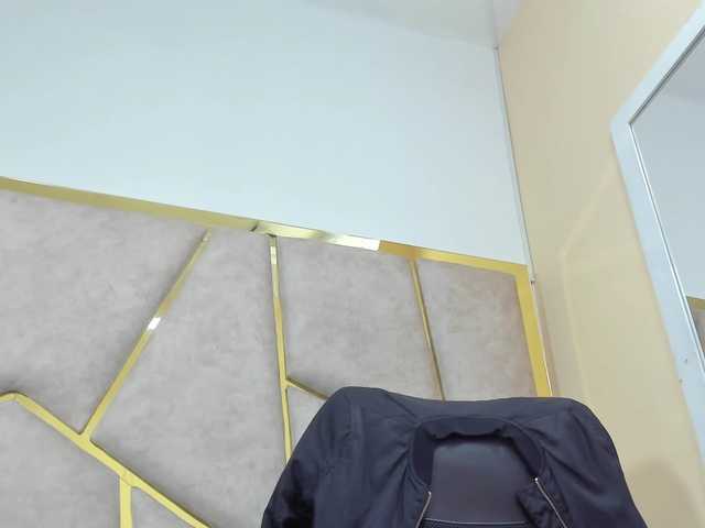 Cloe-candy live cam on BongaCams