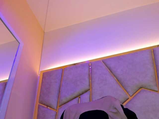 Cloe-candy live cam on BongaCams