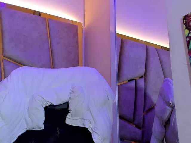 Cloe-candy live cam on BongaCams