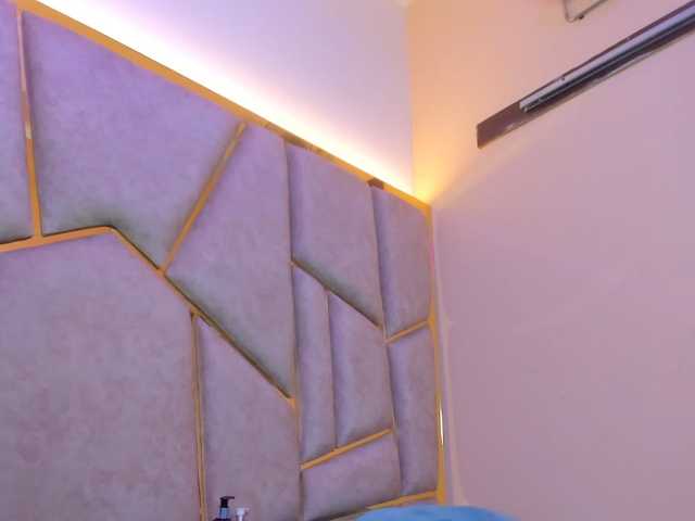 Cloe-candy live cam on BongaCams