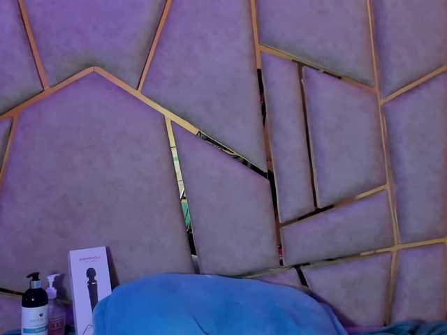 Cloe-candy live cam on BongaCams