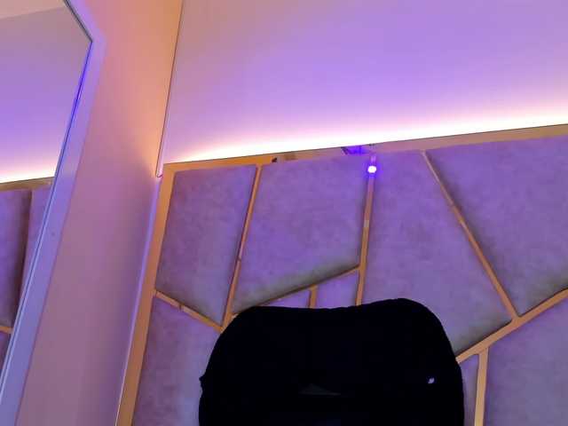 Cloe-candy live cam on BongaCams