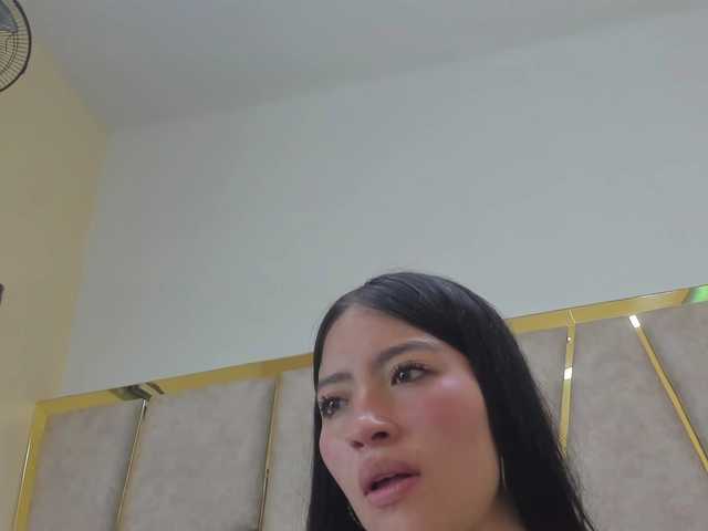 Cloe-candy live cam on BongaCams