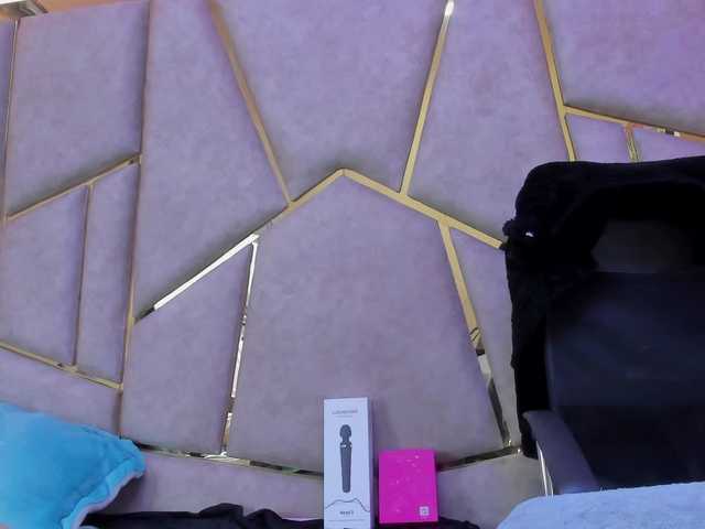 Cloe-candy live cam on BongaCams
