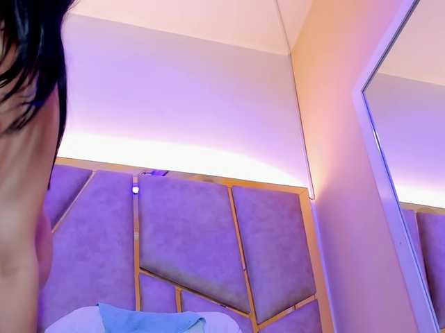 Cloe-candy live cam on BongaCams